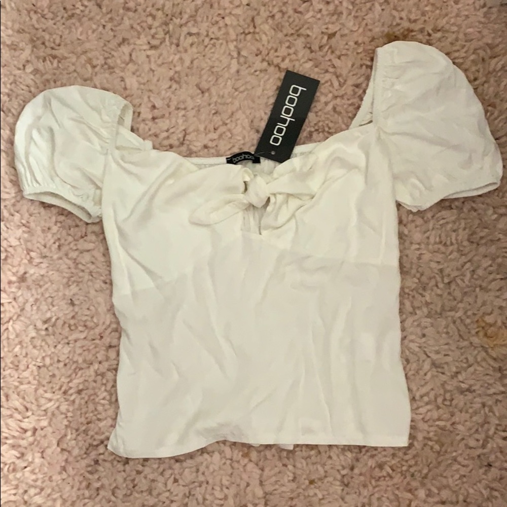 NEW boohoo key hole shirt